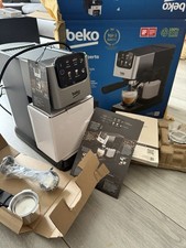Beko CaffeExperto Espresso Coffee Machine 15 bar Stainless Steel series CE4500 