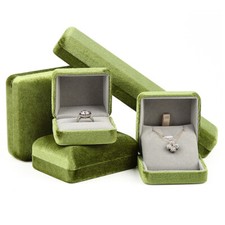 Green Velvet Jewelry Gift
