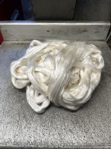 White mulberry silk roving - white, 50g