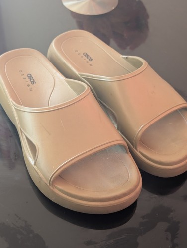 Asos design chunky beige slide - asos,