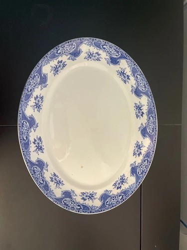 New hall pottery blue and - new,