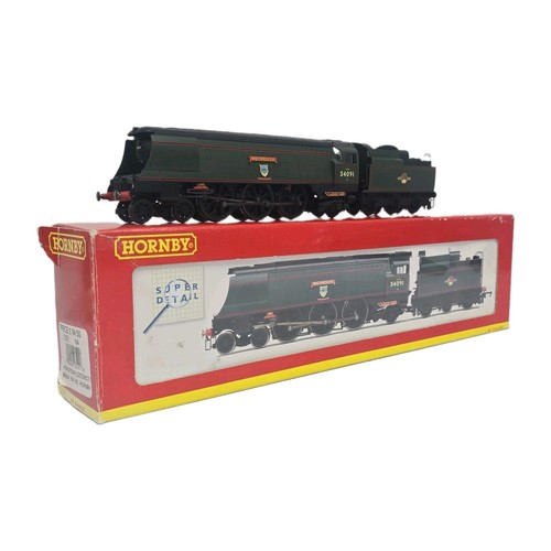 Working r2282 hornby west - hornby, oo