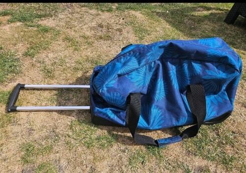 Tripp medium teal blue - , wheeled