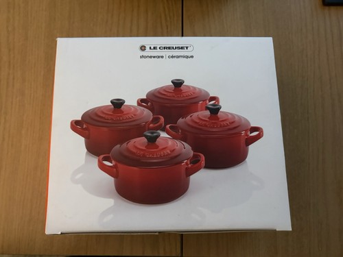Creuset set 4 - creuset, of