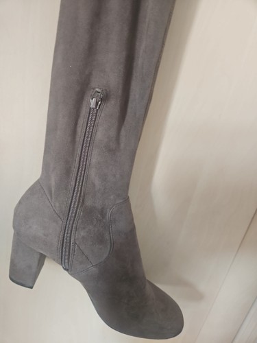Ladies fawn size thigh - 5,