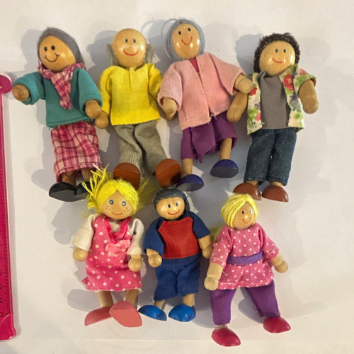 Dolls house wooden - 1:12,