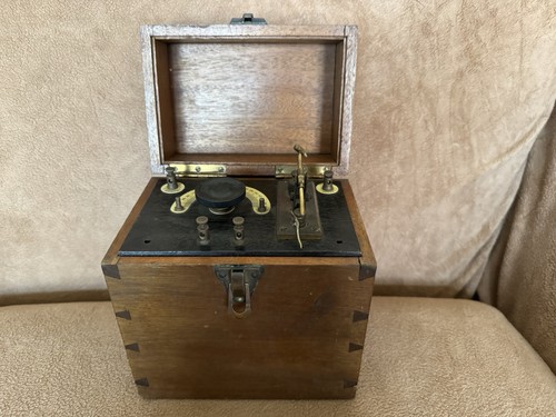 Circa 1930s crystal radio set - 1930s,