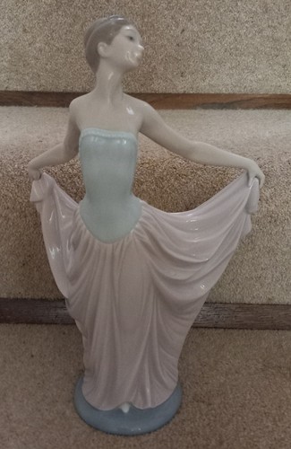 Lladro porcelain dancer - lladro,