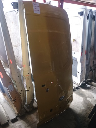 Ford transit mk8 rear - transit, right
