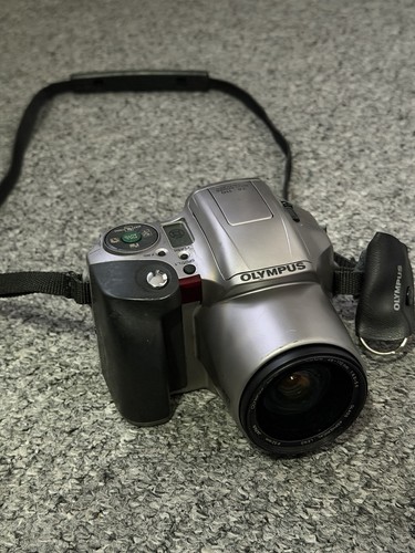 Olympus 200 camera untested - olympus,