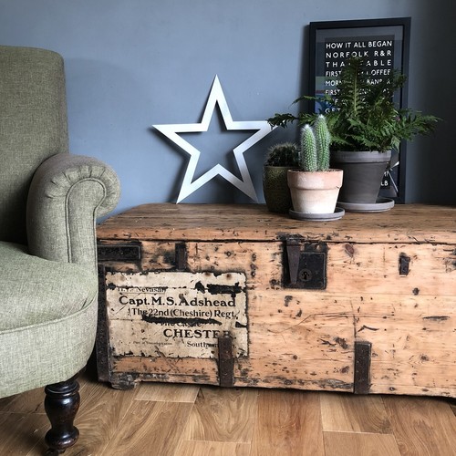 Rustic metal distressed - distressed, white