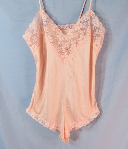 Vtg pink nylon - vtg, silky