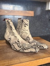 Jeffery West ‘Muse’