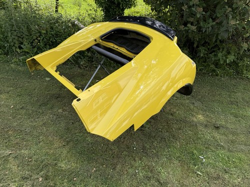 Vx220 rear clamshell - rear,