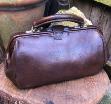 Antique vintage Leather doctors gladstone bag small travel weekend 1920/30's