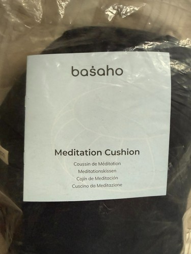 Basaho crescent zafu - basaho,