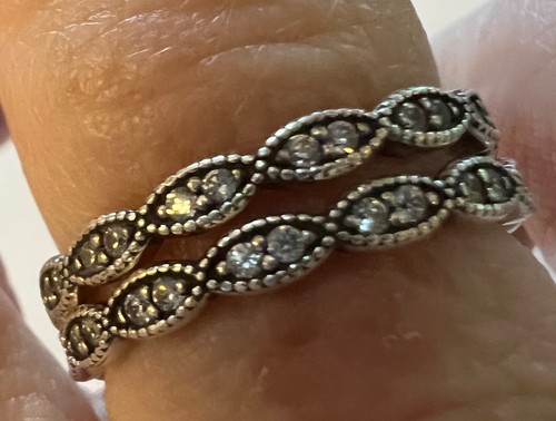Pair retired pandora - pair,