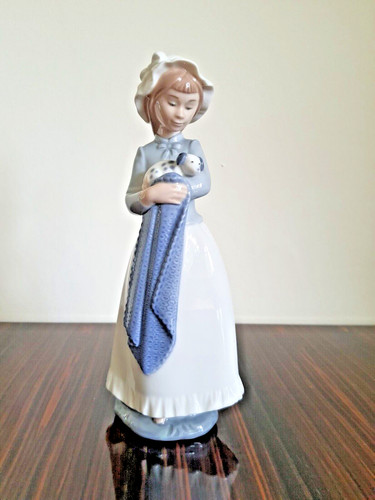 Vintage nao lladro girl - vintage, by