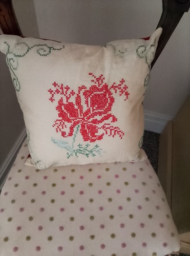 Cushion cover made - &,