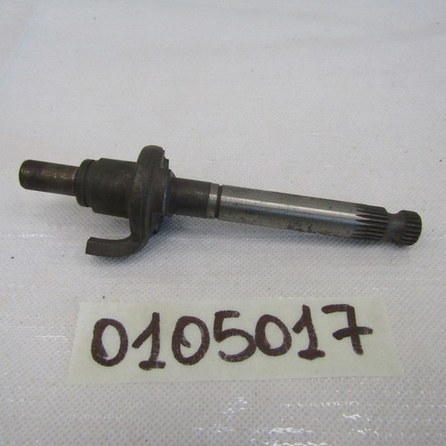 Gear selector shaft - selector,