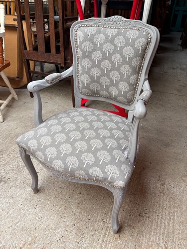 Accent carver dining - accent,