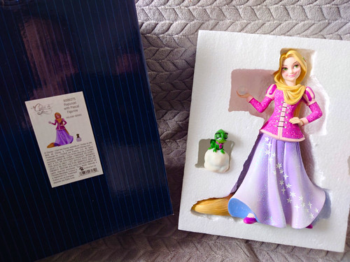 Disney showcase collection - showcase,