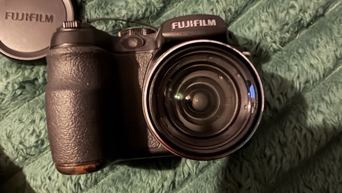 Fujifilm finepix s1000fd - finepix,