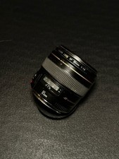 Canon EF 85mm f/1.8 USM