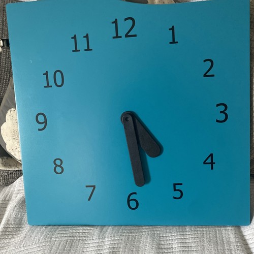 Ikea kallax door insert clock - door,