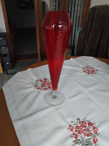 Large unusual shaped red - unusual,
