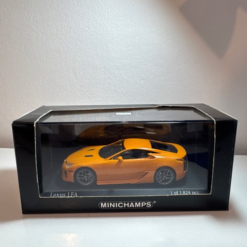 Scale minichamps lexus - scale,