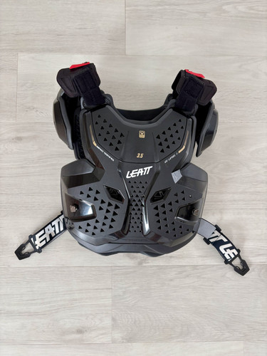 Leatt chest protector - 3.5,