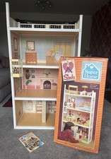 Pedigree Sindy Super Home vintage 1983 dolls house with lift boxed & complete