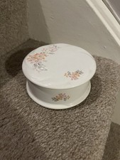 Round Porcelain Denmead