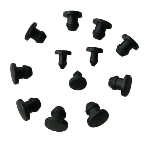 Black snap hole plug - hole,