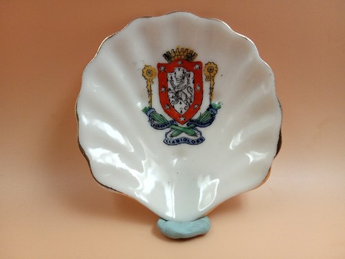 Crested china llanidloes - crested,