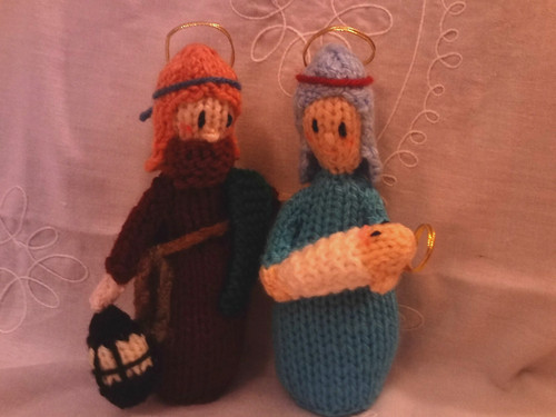 New hand knitted nativity - new,