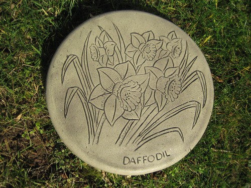 Garden stepping stones - stepping,