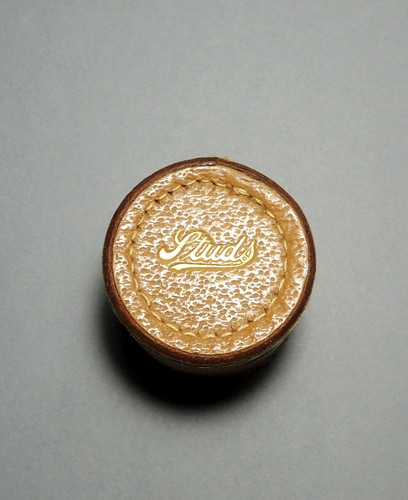 Vintage antique leather - /,