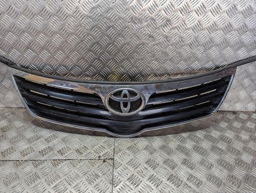 Toyota avensis front grill - toyota,