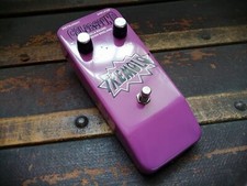 Colorsound Tremolo - FREE NEXT DAY DELIVERY IN THE UK