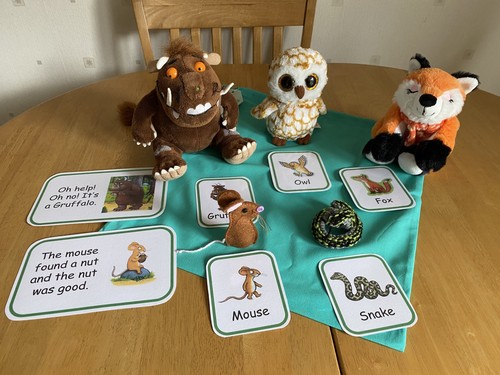 The gruffalo story - gruffalo, sack