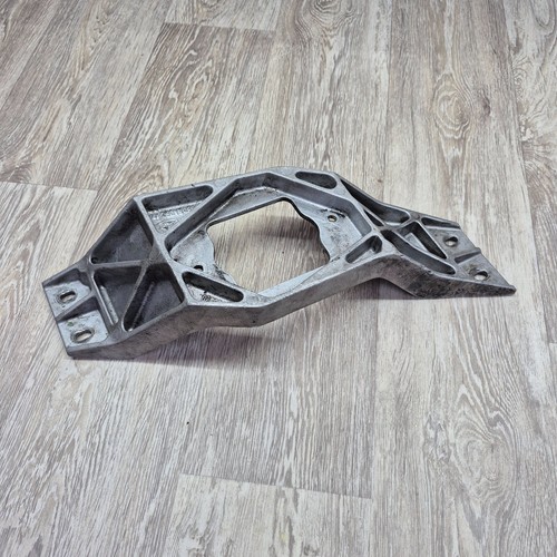 Cosworth 2wd gearbox - t5, mount