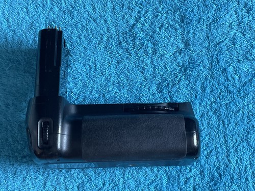 Nikon d80 battery pack - mb-d80,