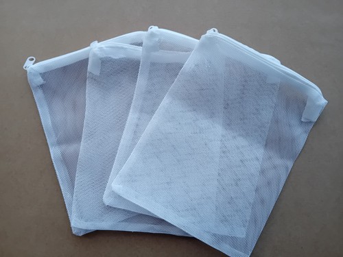 White mesh aquarium filter - white,