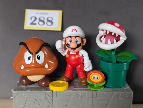 Super mario figures - super,
