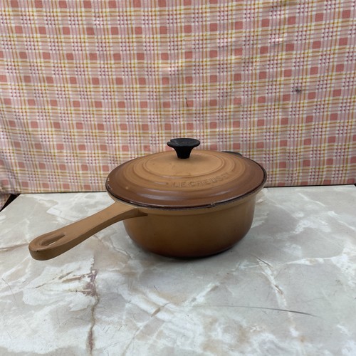 Creuset cast iron vintage - le,