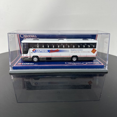 Corgi 43302 volvo b10m plaxton - corgi,
