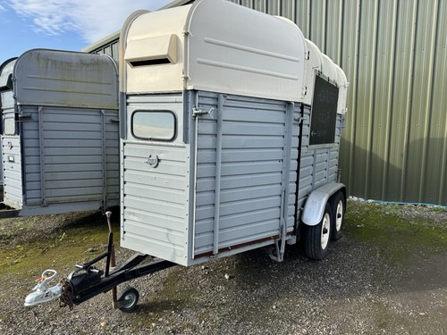 Converted horse box catering