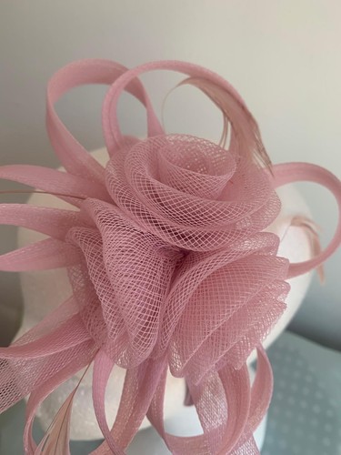 Dusky pink fascinator wedding - pink,